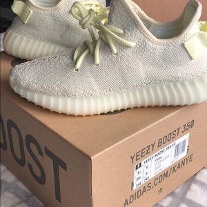 Yeezy boost 350 v2 butter size 6.5